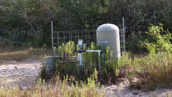 251 Old Goliad RD, Refugio, TX 78377