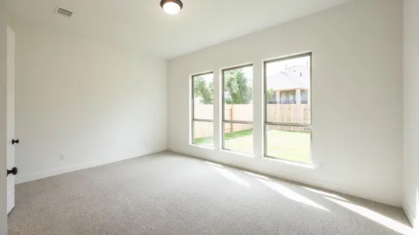 209 Amber Oak LN, Georgetown, TX 78628