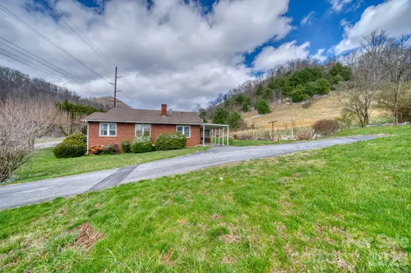 6090 US 23 HWY, Mars Hill, NC 28754