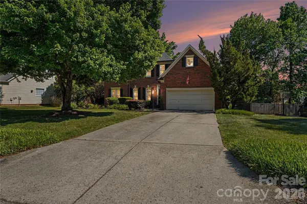 5718 Bayleaf LN, Greensboro, NC 27455