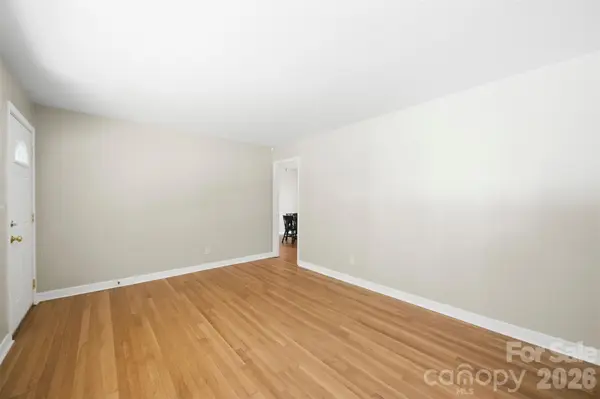 1400 Lynhurst DR, Gastonia, NC 28054