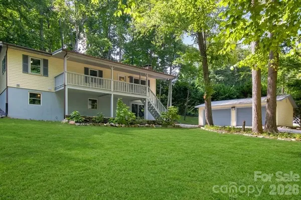 90 Beech Valley EST, Weaverville, NC 28787