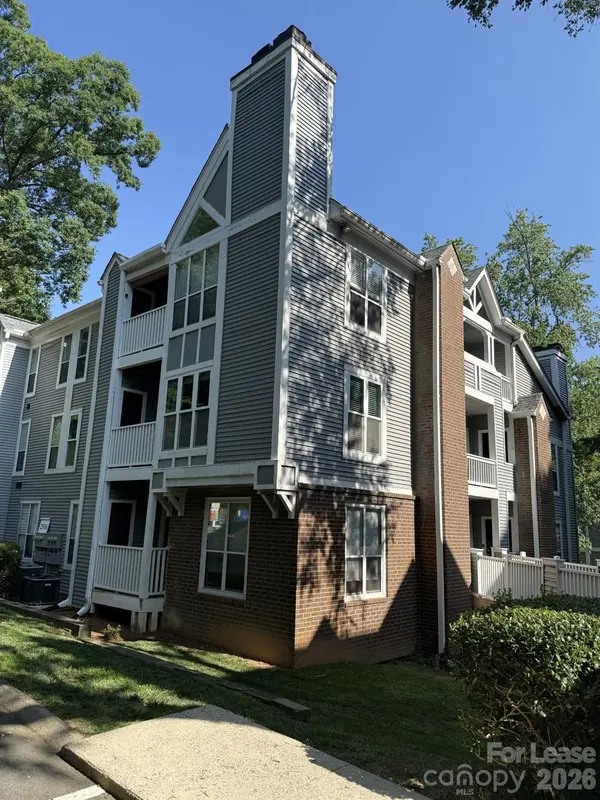 2516 Cranbrook LN #11, Charlotte, NC 28207