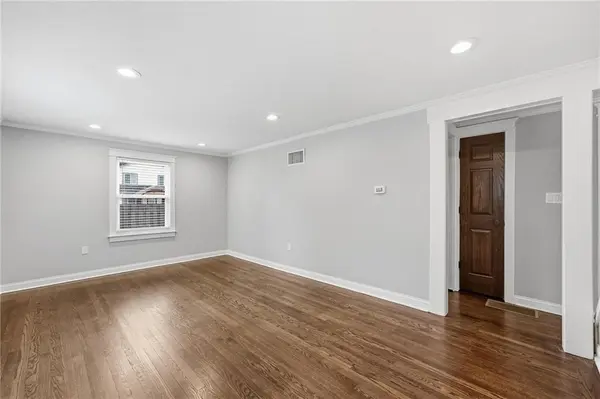 7744 Grand AVE, Kansas City, MO 64114