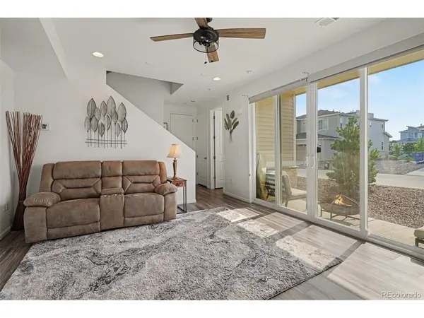 10 N Trussville, Aurora, CO 80018