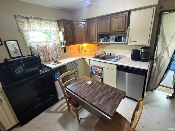 2401 S Rogers ST, Bloomington, IN 47403-3688