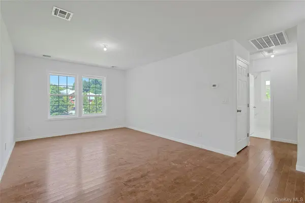 15 Waldron AVE, Nyack, NY 10960