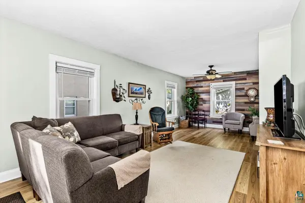 211 4th St, Proctor, MN 55810