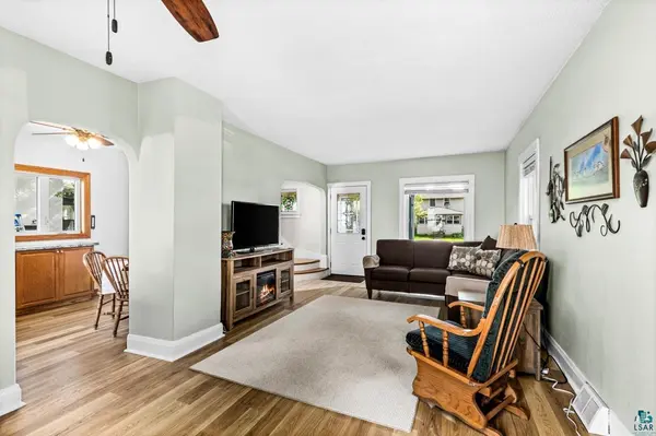 211 4th St, Proctor, MN 55810