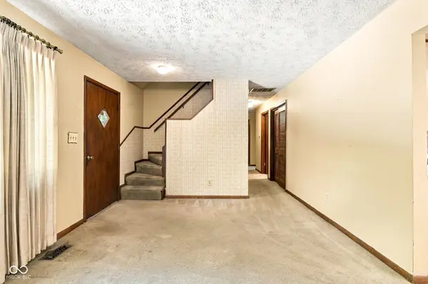8827 Jackson ST, Indianapolis, IN 46231