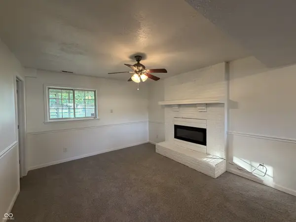 71 Westridge PL, Greenwood, IN 46142
