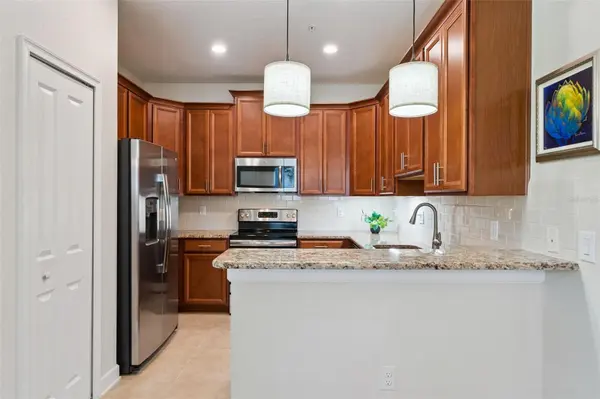 3628 SOLANA CIR #D, Clermont, FL 34711