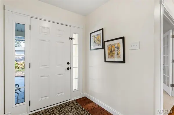 12150 Lake Meade DR, St Louis, MO 63146