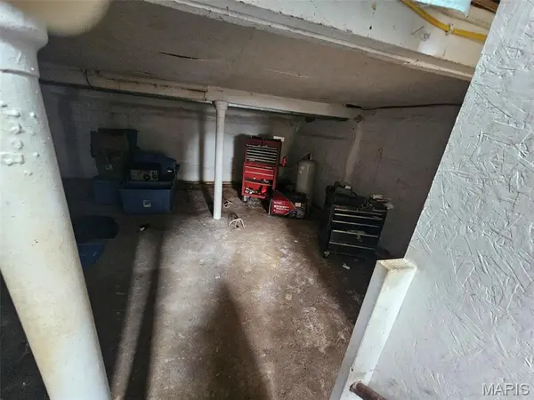 501 Nebraska ST, Louisiana, MO 63353