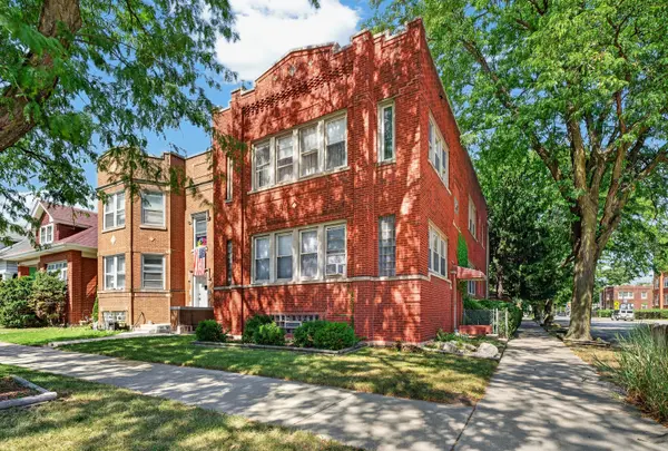 5200 W Byron ST, Chicago, IL 60641