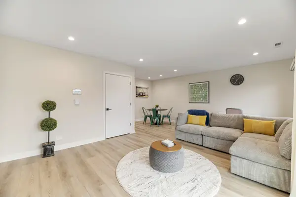 7109 N Western AVE #3S, Chicago, IL 60645