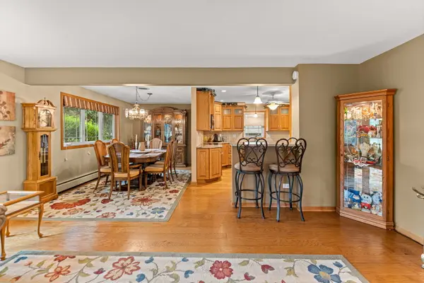 12449 S Mcvickers AVE, Palos Heights, IL 60463