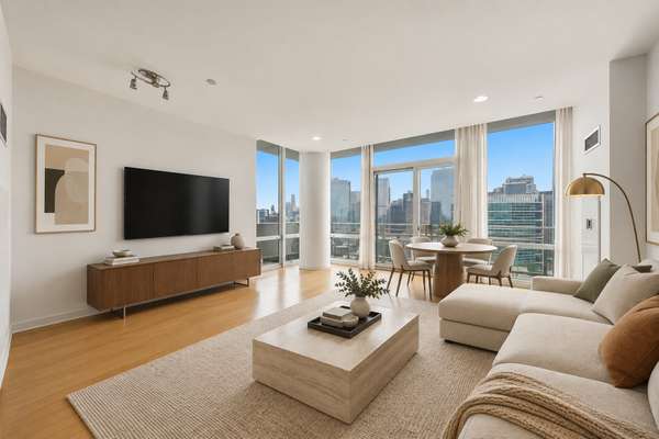 737 W Washington BLVD #3406, Chicago, IL 60661