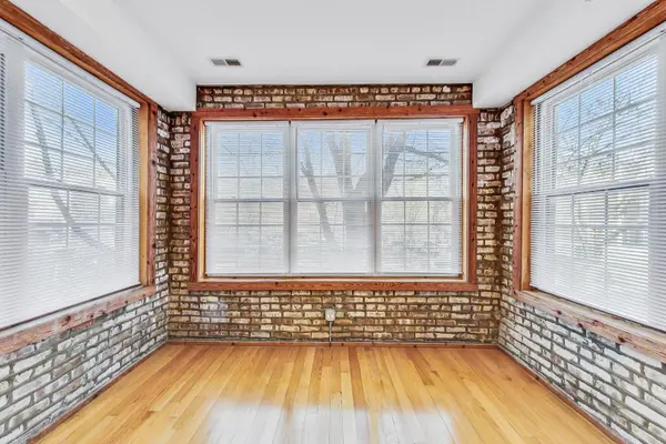 2705 W HIRSCH AVE #2, Chicago, IL 60622