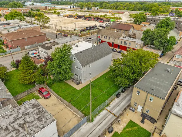 2753 W 38th ST, Chicago, IL 60632