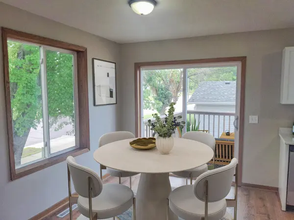 1304 17th ST SW, Faribault, MN 55021