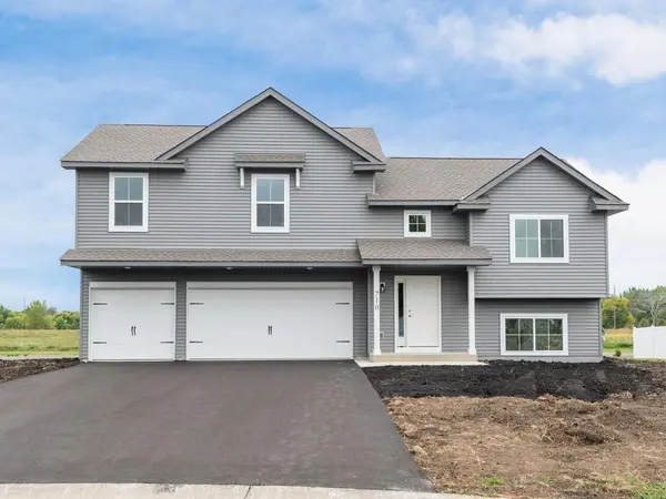 710 Erin CIR, Green Isle, MN 55338