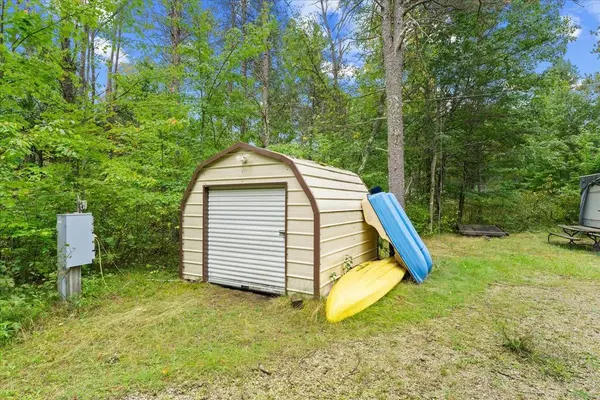 N7141 MICKEY RD, Crivitz, WI 54114