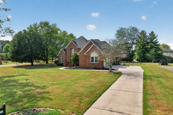 105 Fairways Blvd #N, Tullahoma, TN 37388