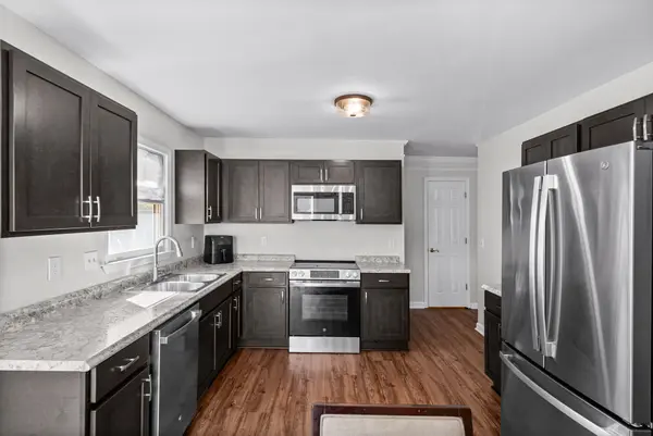 1706 Hazelwood Rd, Clarksville, TN 37042