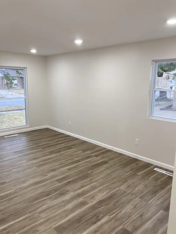 1601 E Del Mar, Wichita, KS 67216