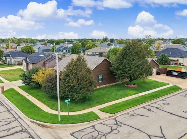 2402 Pinnacle Dr., Salina, KS 67401