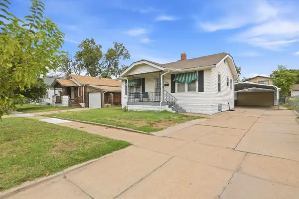 1010 S Dodge St, Wichita, KS 67213