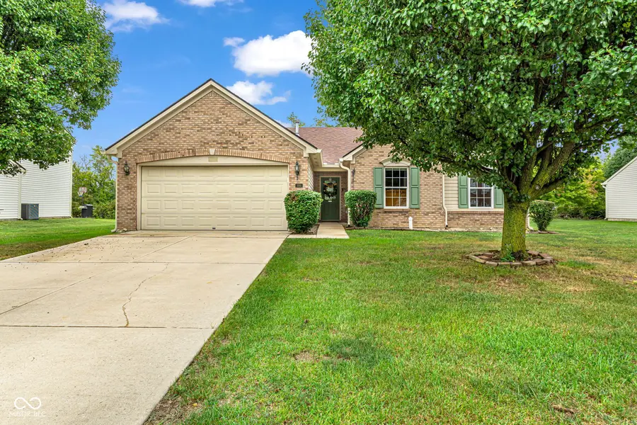 2055 Autumn Faith WAY, Avon, IN 46123