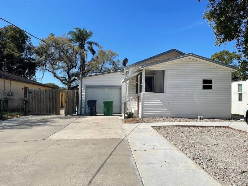 8708 N EDISON AVE #B, Tampa, FL 33604