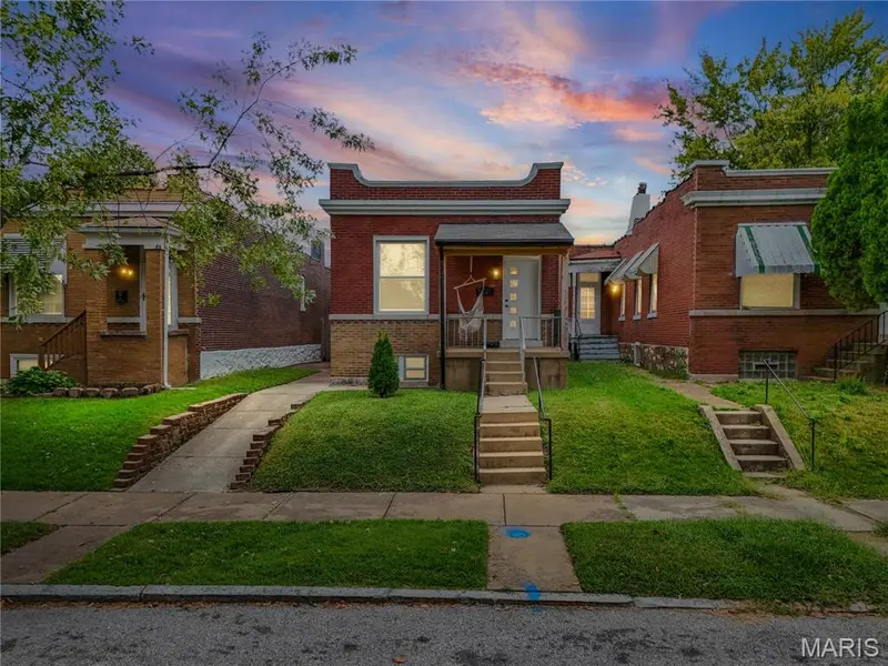 5021 Alabama AVE, St Louis, MO 63111
