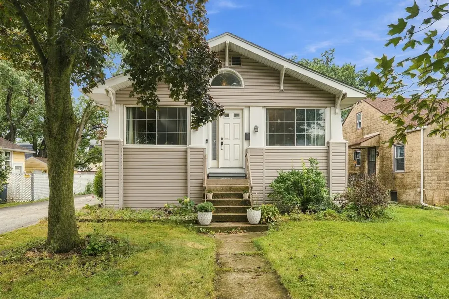 18232 Walter ST, Lansing, IL 60438