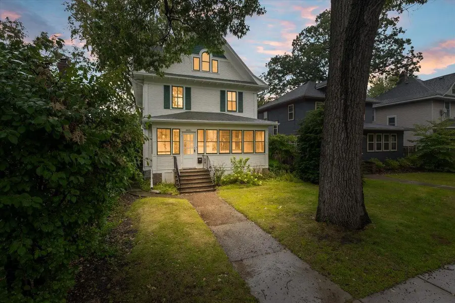 2031 Lincoln AVE, Saint Paul, MN 55105