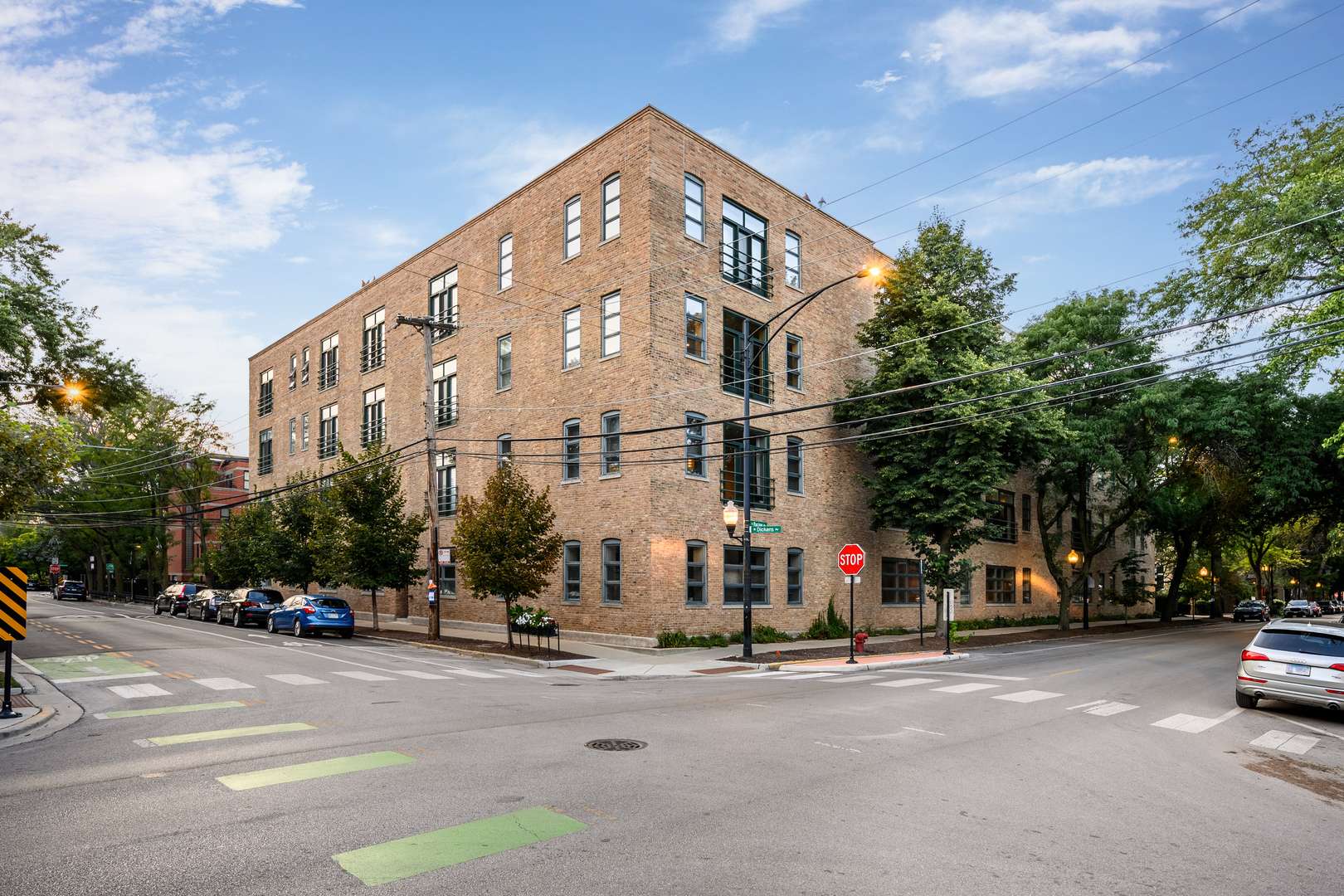2100 N Racine AVE #1A, Chicago, IL 60614
