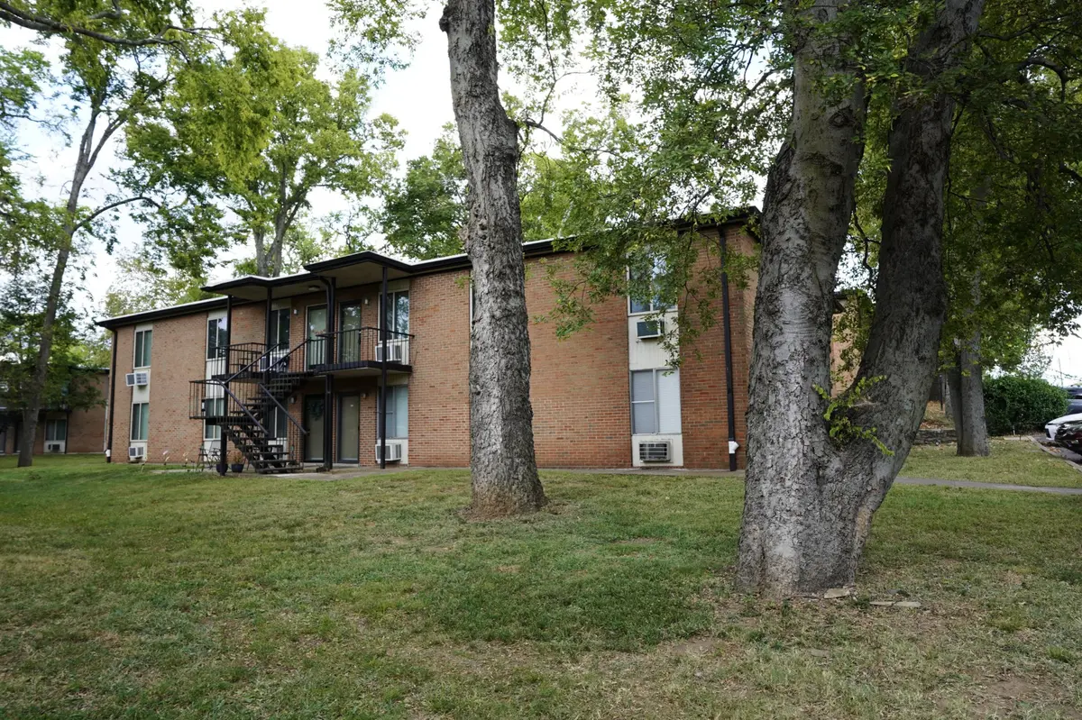 2601 Hillsboro Pike #N8, Nashville, TN 37212