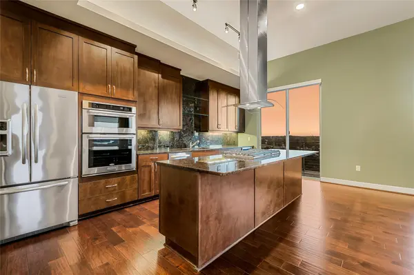 214 Barton Springs RD #1921, Austin, TX 78704