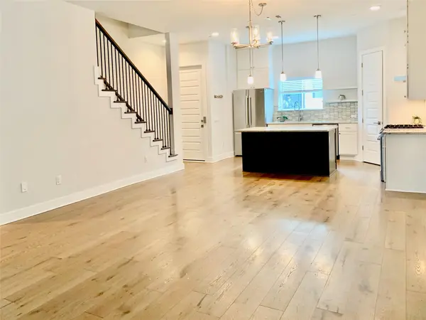 4012 Manifest LN #167, Austin, TX 78731