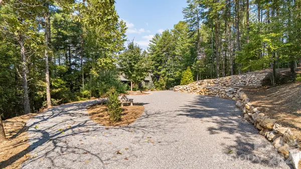 1264 Ten Whigs RDG, Nebo, NC 28761