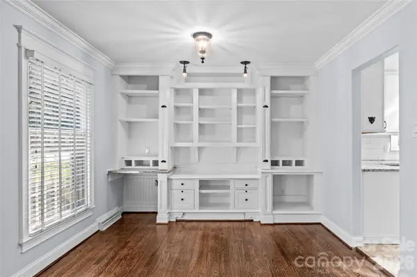 3103 N Centennial ST, High Point, NC 27265