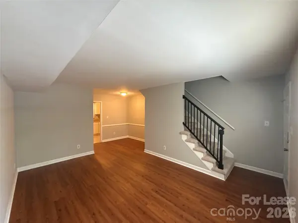 1613 N Sharon Amity RD #D, Charlotte, NC 28205