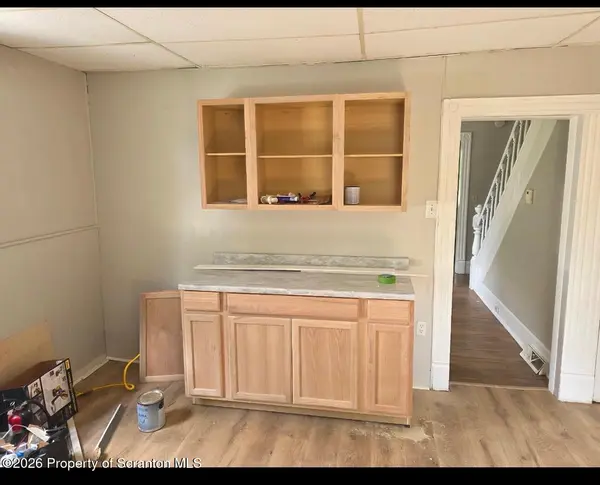 1742 Wayne AVE #REAR, Scranton, PA 18508