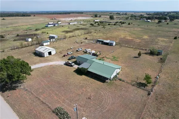 6214 N Broadway RD, Guthrie, OK 73044