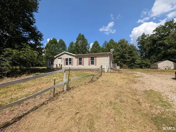325 Preston LN, Springville, IN 47462-5503