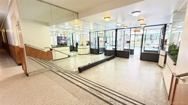42-55 Colden ST #6S, Flushing, NY 11355