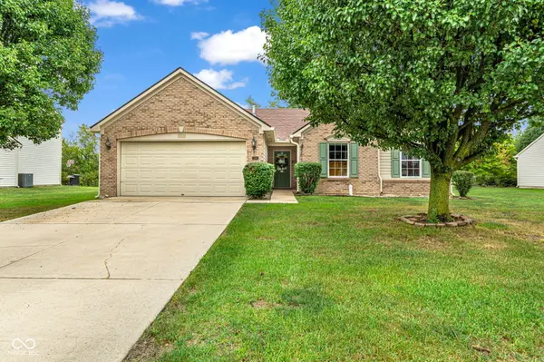 2055 Autumn Faith WAY, Avon, IN 46123