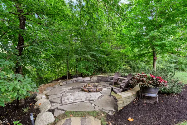 927 Racetime RD, Westfield, IN 46074